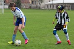 开云体育官方网站入口-欧预赛-法国首进对手尊尼 取得三连胜，欧预赛法国队