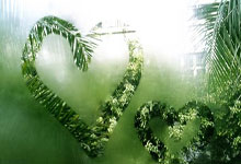 轻松过招：梅西领衔巴萨逐鹿联赛榜首