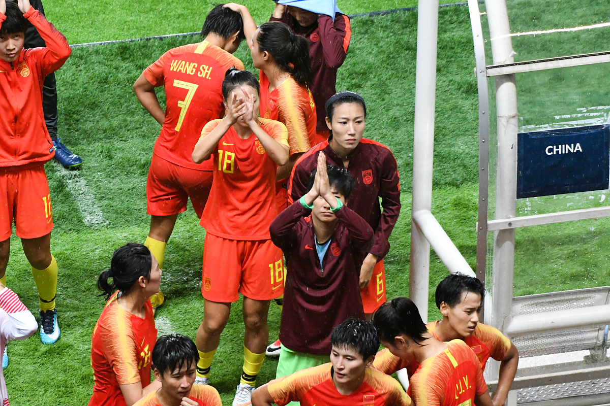 国际女足备战有惊无险，再冲金牌！